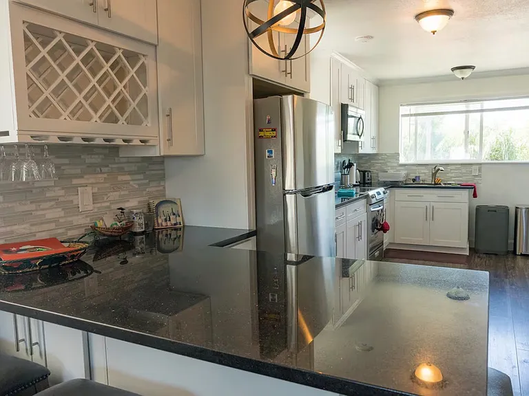 4333 Willow Rd — Photo 5