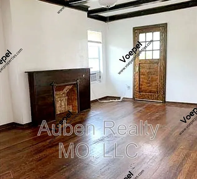 3244 Brooklyn Ave — Photo 3