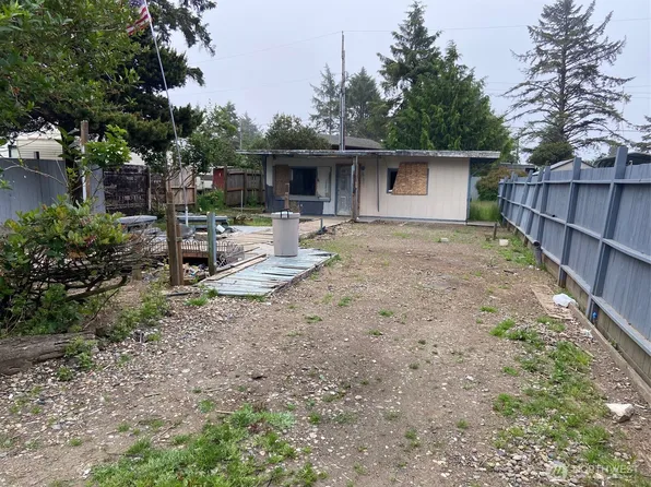 837 San Antonio Court SE, Ocean Shores, WA 98569