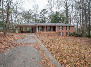71 Cecil Dr, Marietta, GA 30068