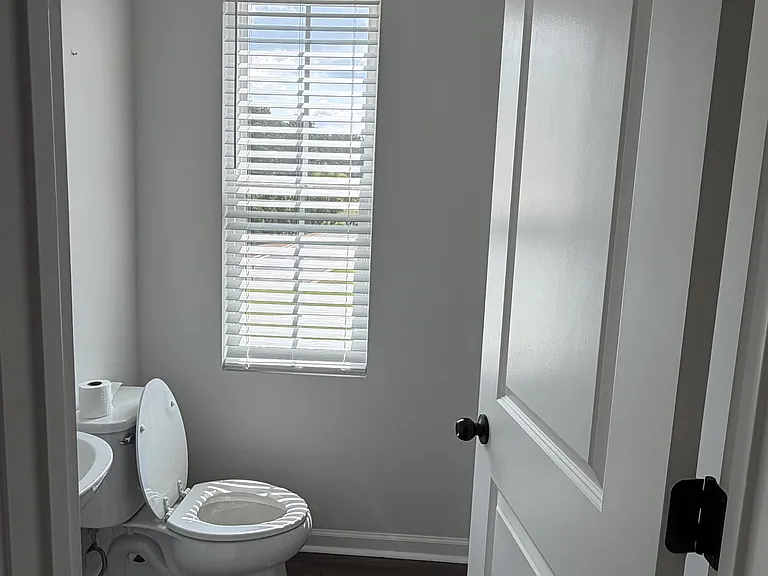 900 Cotton Dr SE — Photo 15