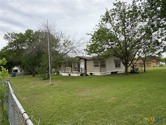 5th image of 210 W Ruby Rd