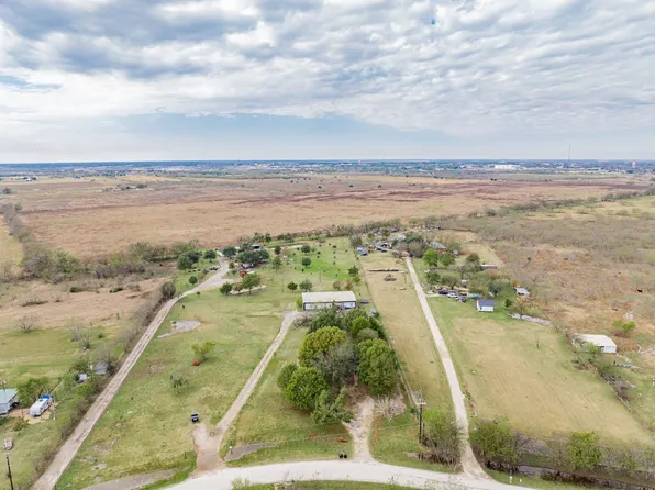 1312 Crowell Rd, Kaufman, TX 75142