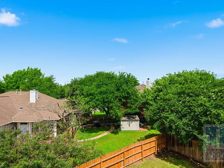 2217 Speidel Dr — Photo 28
