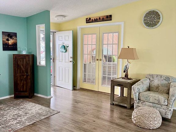 4th image of 10533 Golden Ter