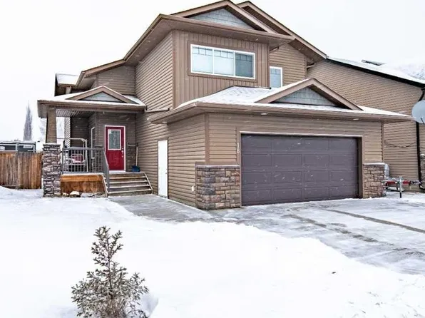 18 E Mackenzie Cres, Lacombe, AB T4L 0B2