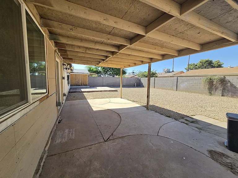 3643 E Ludlow Dr — Photo 21