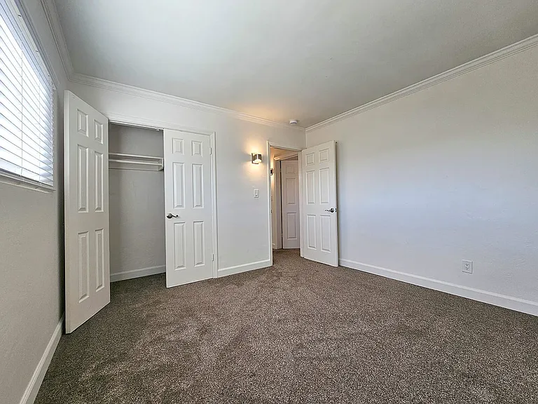 4418 Bond St — Photo 33