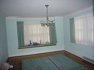 4th image of 41 Hyde Blvd