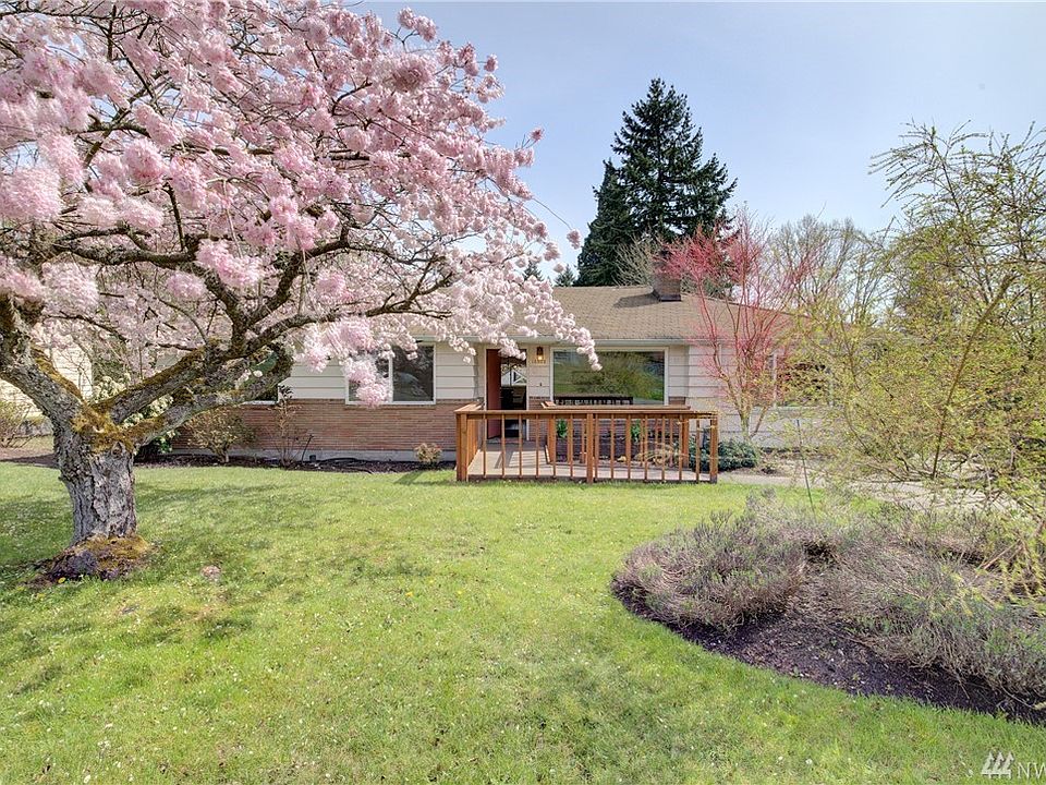 1st image of 15502 30th Ave NE
