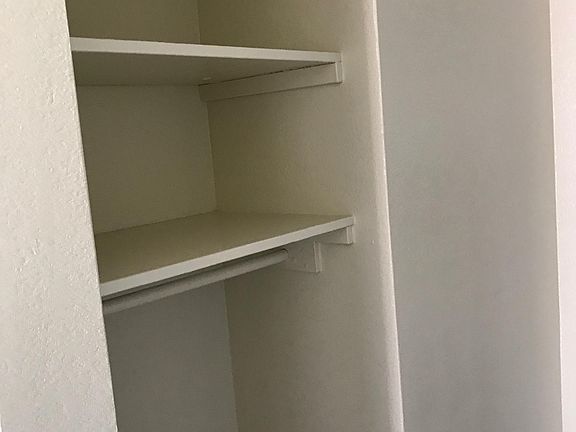 5th image of 2551 Ulric St