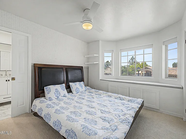 5773 W Shannon St — Photo 31