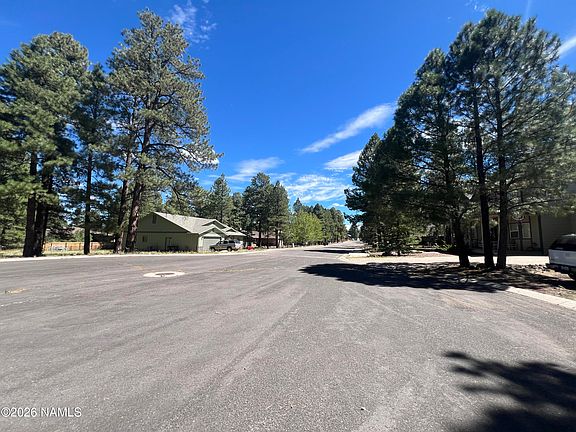 2nd image of 2935 Saint Andrews