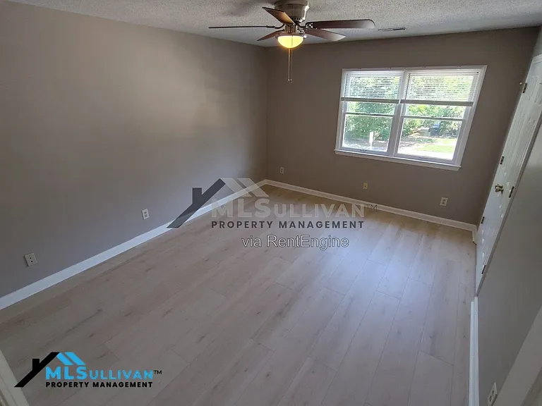 2211 Peppertree St #C — Photo 6