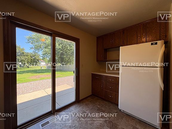4th image of 1017 Green Ridge Dr