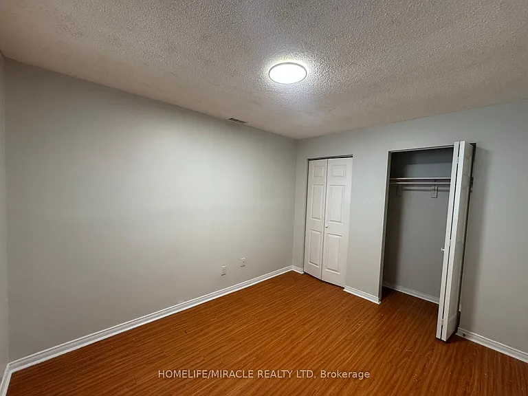 565 Kennedy Rd #7 — Photo 11