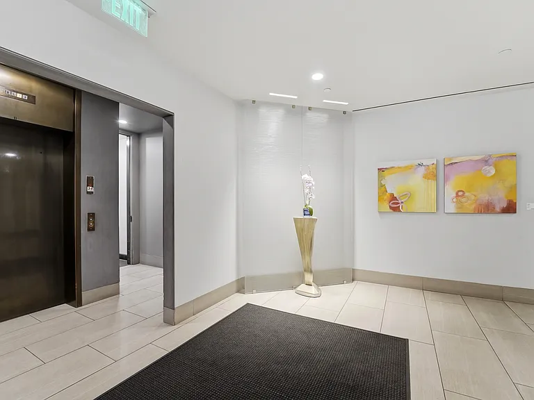 2020 Walnut St #14CD — Photo 36