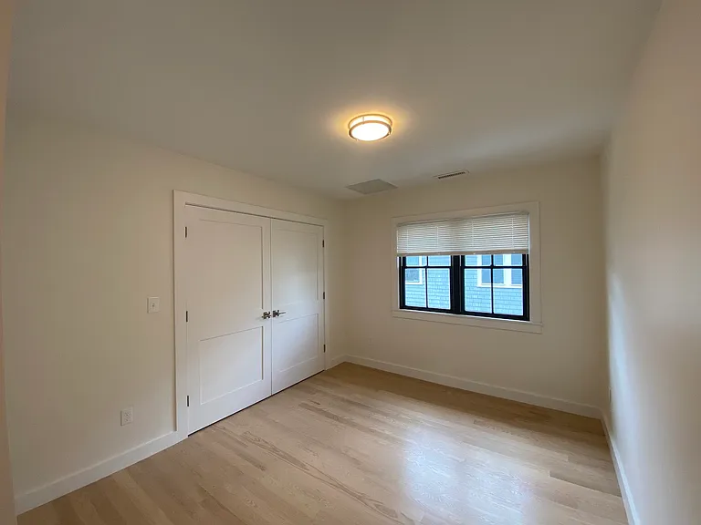 31-33 Brimmer St #2 — Photo 12