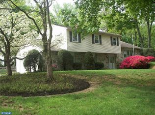 405 Yorkshire Way, Bryn Mawr, PA 19010
