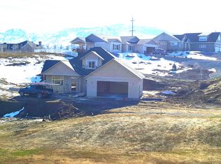 834 Autumn Crest Dr, Wenatchee, WA 98801