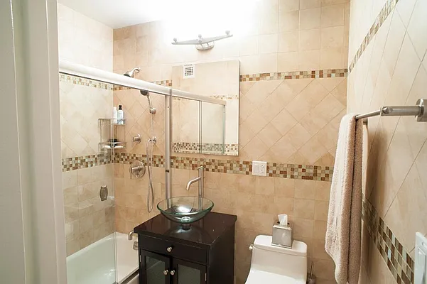 Sold by Corcoran | media 14