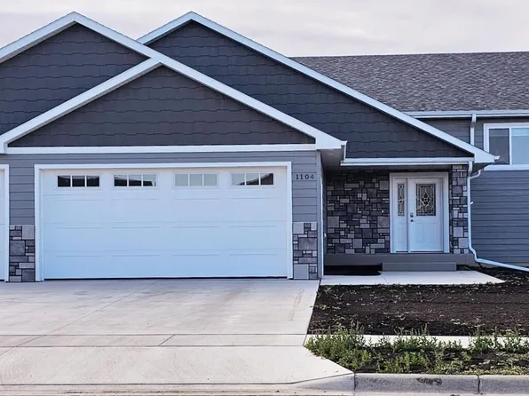 1104 S Stainless St, Aberdeen, SD 57401