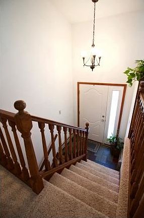 3rd image of 2483 Bernice Blvd