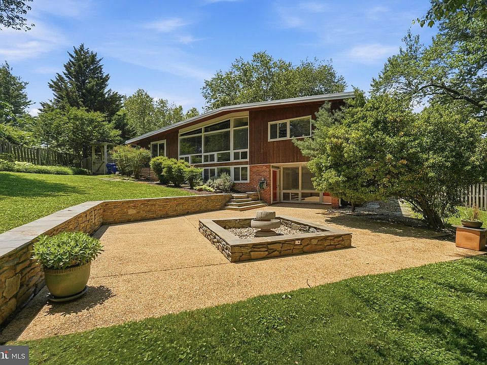 1st image of 3005 Cedar Hill Rd