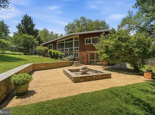 3005 Cedar Hill Rd, Falls Church, VA 22042