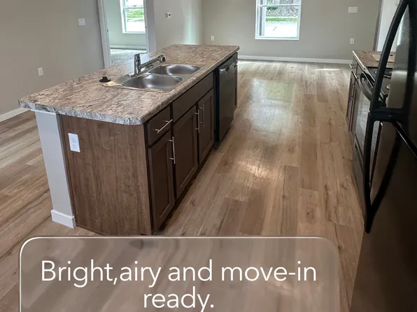 The Corridor, 650 N Main St #4fbd7b1c1, Oshkosh, WI 54901