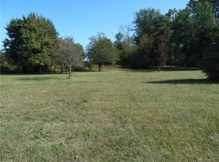 9493 Horseshoe Bend Rd, Ludlow Falls, OH 45339