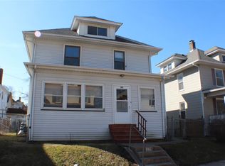 509 E Rusholme St, Davenport, IA 52803