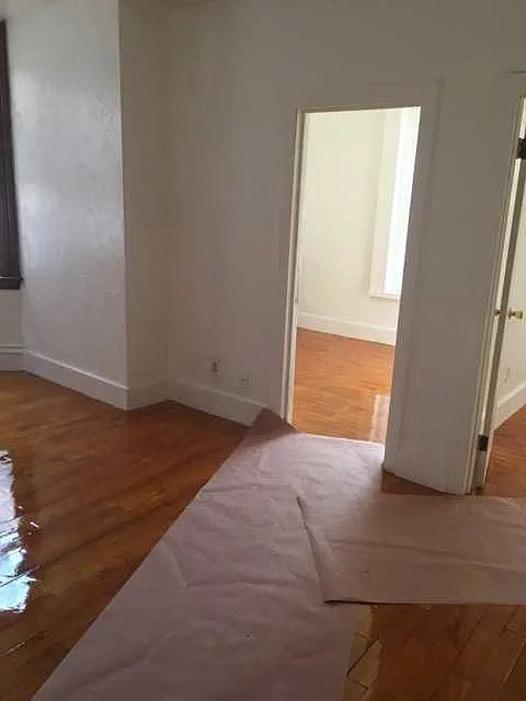 3 bed, $3,000 — Photo 2