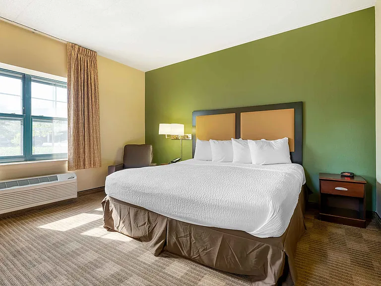 Studio Suite - 1 King Bed