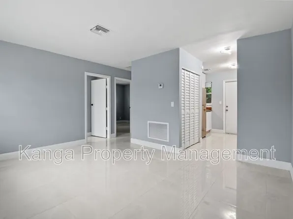 968 W 9th St, West Palm Beach, FL