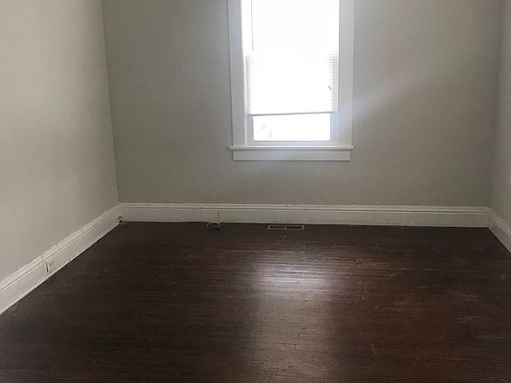 4th image of 3301 Campbell Ave #B