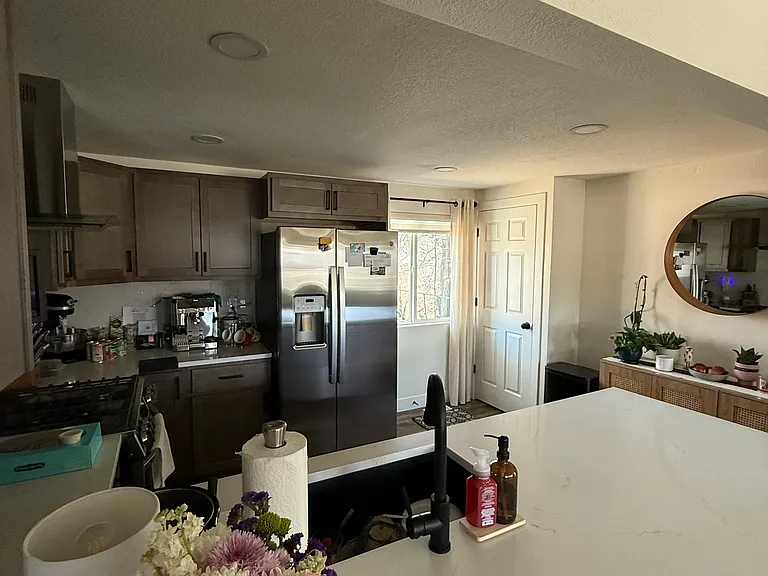 1660 Willow St — Photo 15