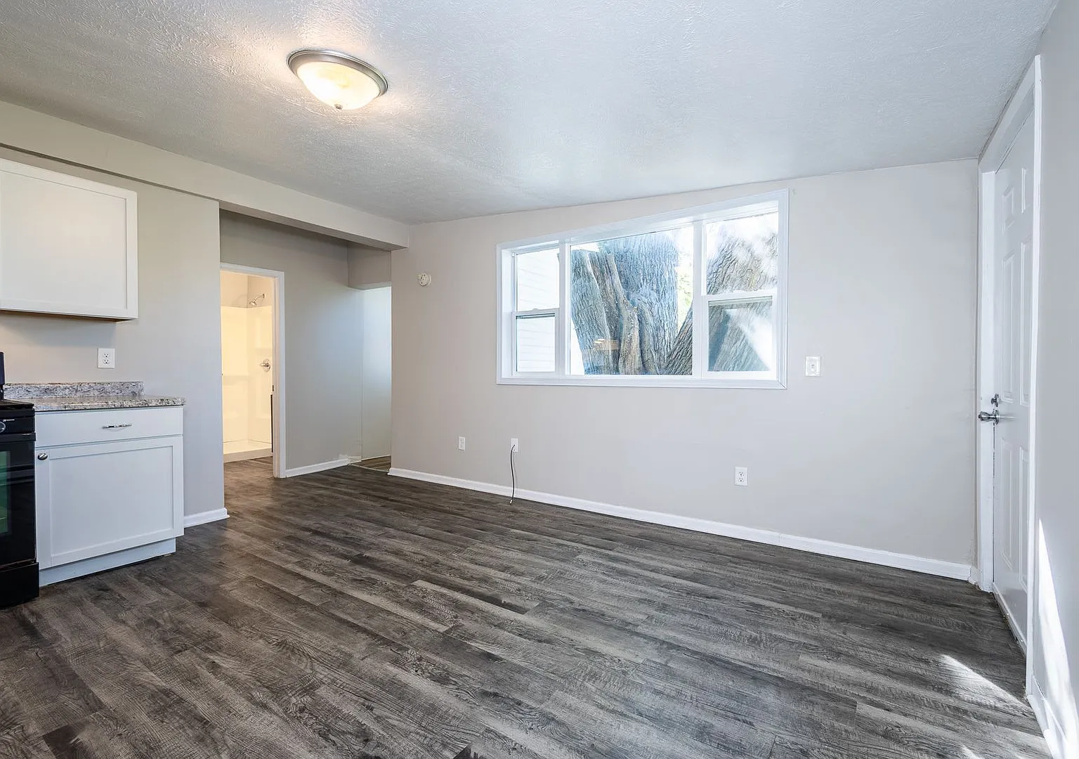 814 S 27th Street — Photo 3