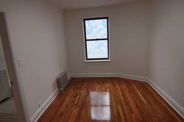 Rented by PMG Real Estate  | media 8