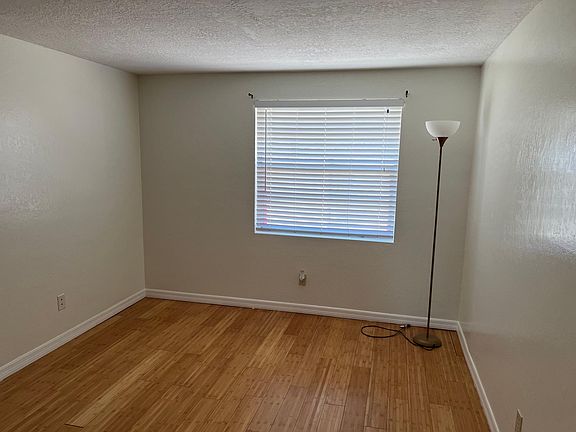 5th image of 8902 Plum Grove Ct
