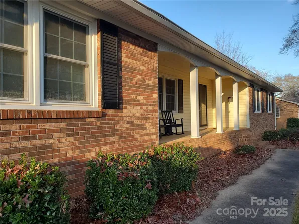 2318 Shaw Ave, Gastonia, NC 28054