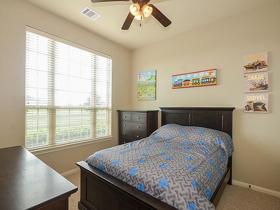 5th image of 10810 Lake Thomas Dr