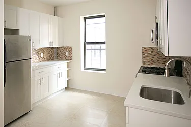 Rented by Evergreen Apartments BK