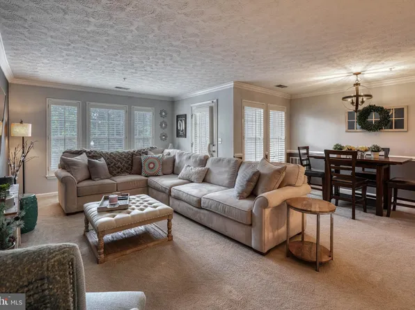 5012 Marchwood Ct #7E, Perry Hall, MD 21128