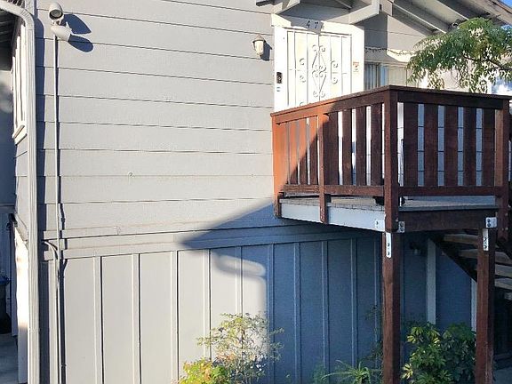 2nd image of 474 Sieber Ct