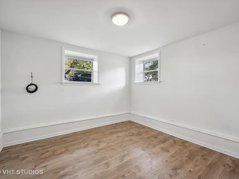 6766 N Onarga Ave #1E — Photo 9