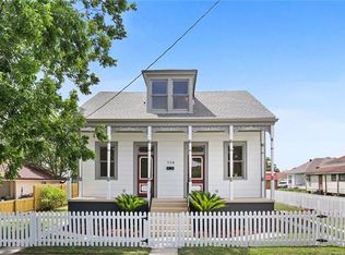 520 Burmaster St, Gretna, LA 70053