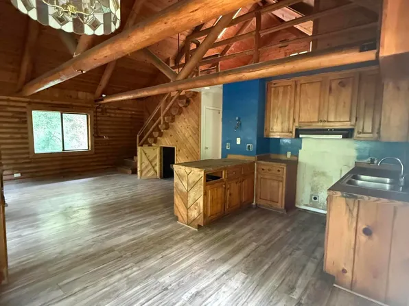 91 Gilzean Rd, Junction City, CA 96048