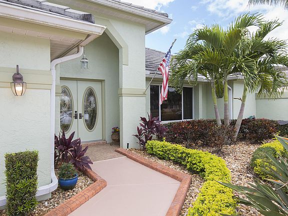5th image of 1302 SW Briarwood Drive