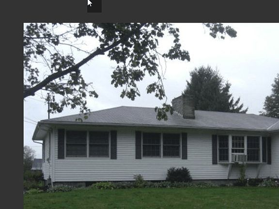 4th image of 20 Suburban Dr